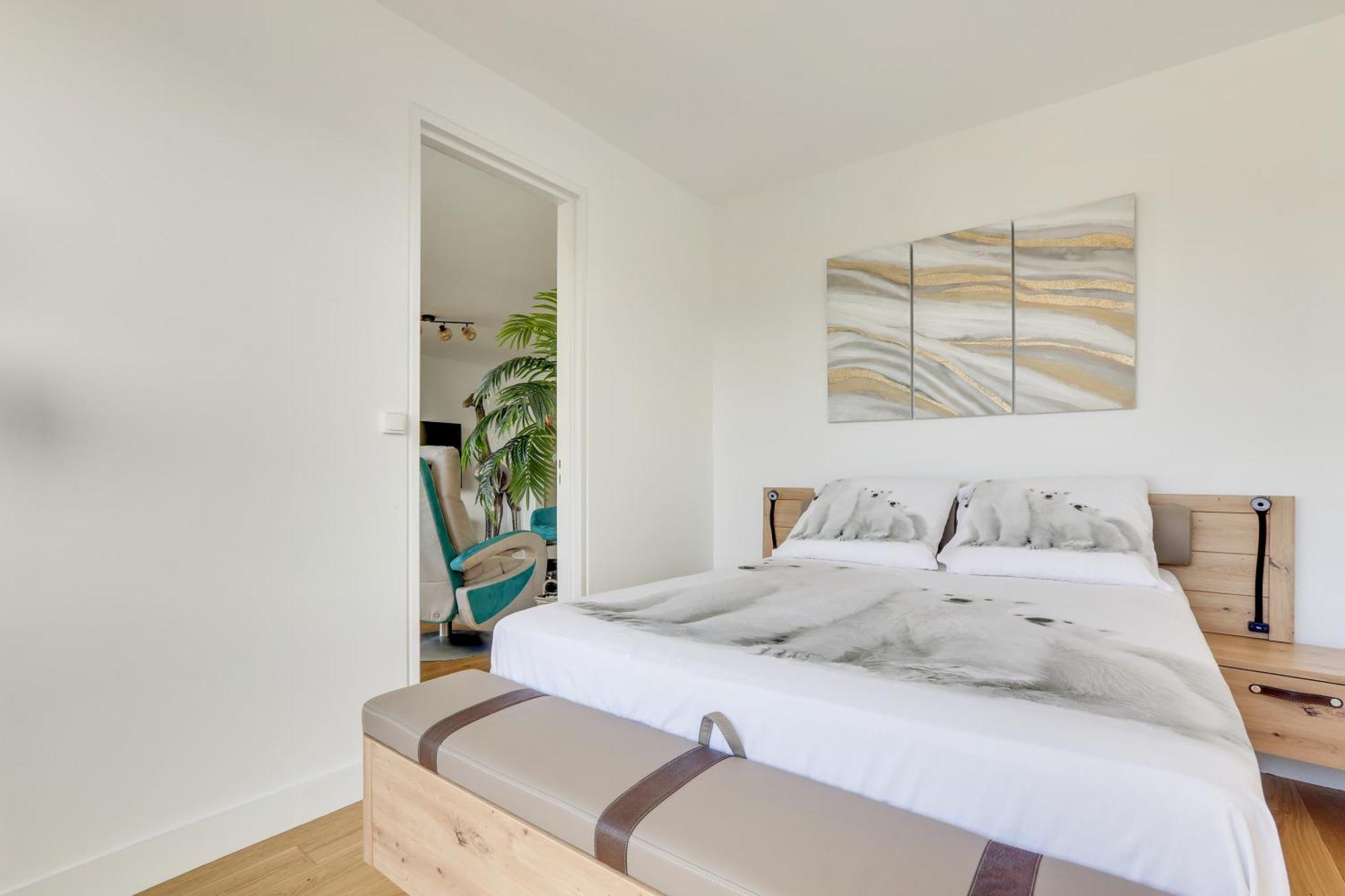Paris Luxury Apartment 75M2 With Eiffel Tower View, 1 Min Metro, Parking Екстер'єр фото