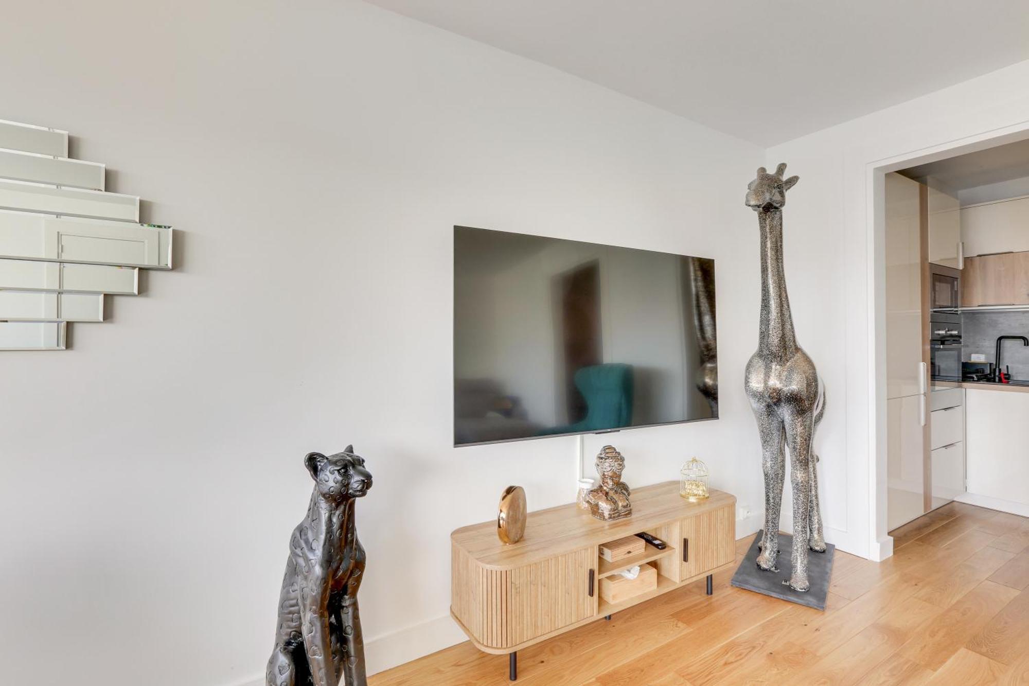 Paris Luxury Apartment 75M2 With Eiffel Tower View, 1 Min Metro, Parking Екстер'єр фото