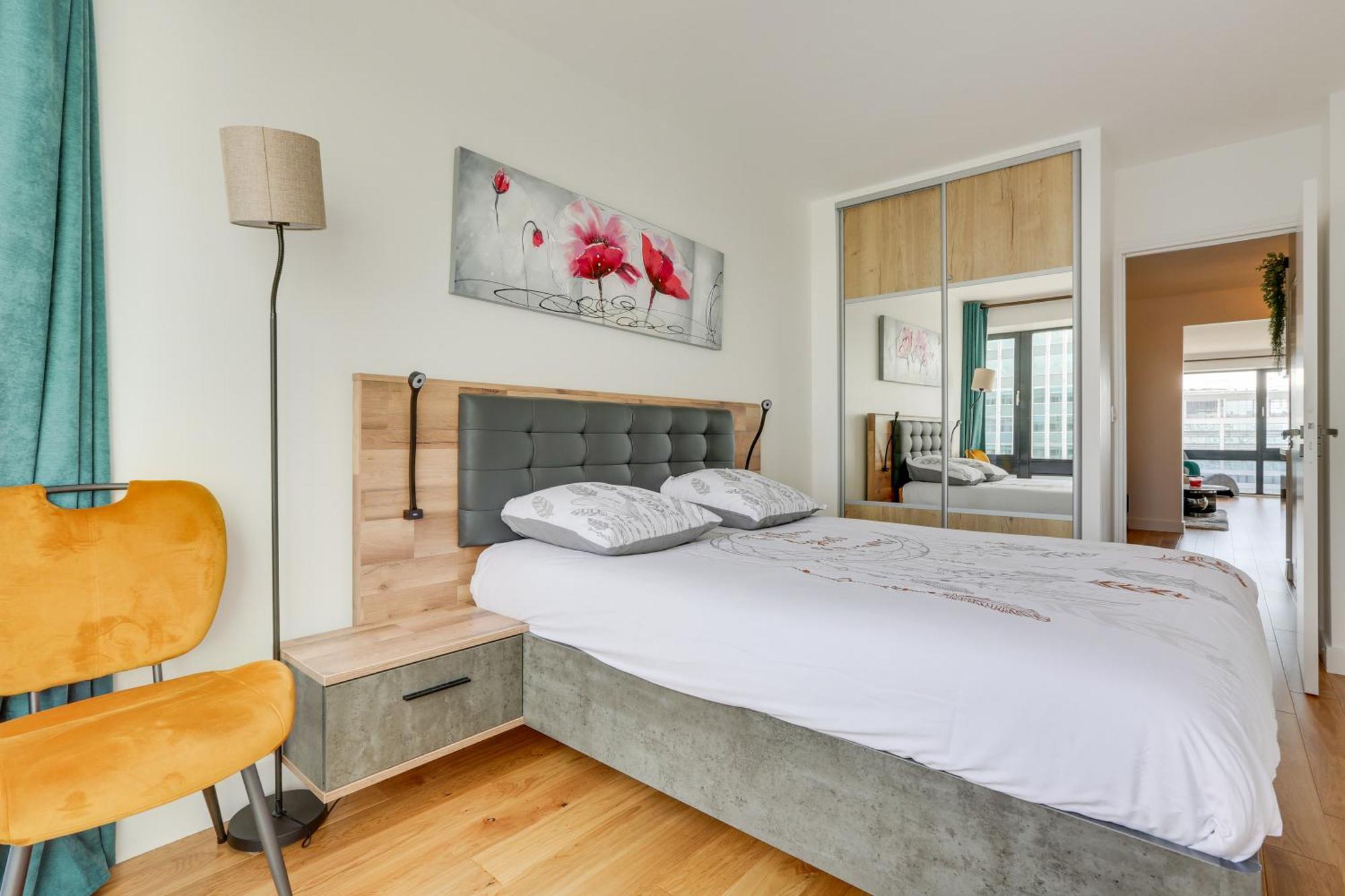 Paris Luxury Apartment 75M2 With Eiffel Tower View, 1 Min Metro, Parking Екстер'єр фото
