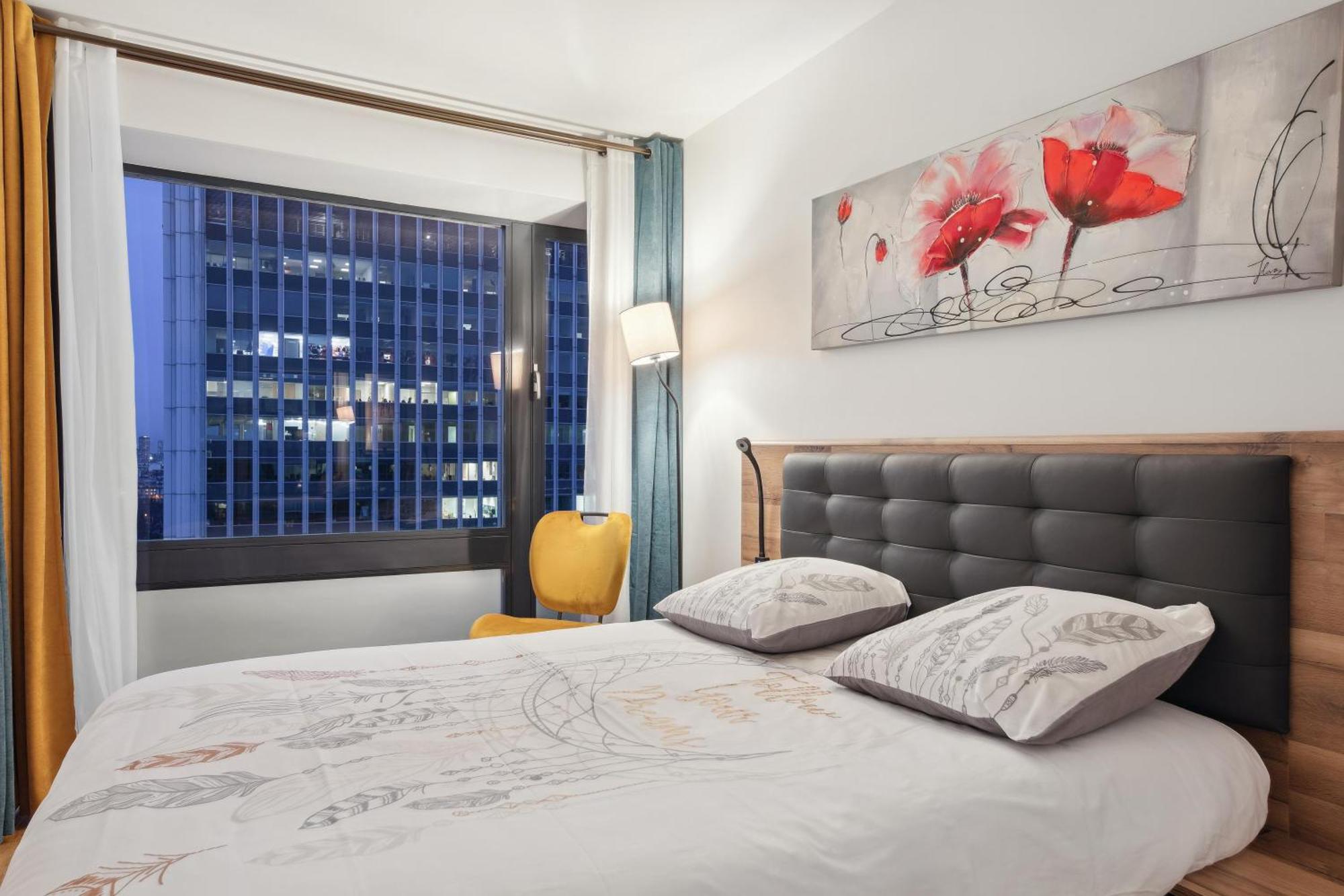 Paris Luxury Apartment 75M2 With Eiffel Tower View, 1 Min Metro, Parking Екстер'єр фото